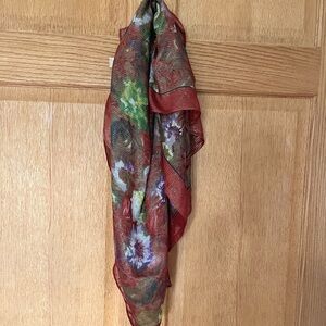 Seiferts floral metallic scarf